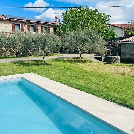 Paradise With Swimming Pool Koper