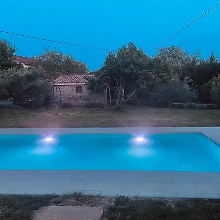 Paradise With Swimming Pool Koper